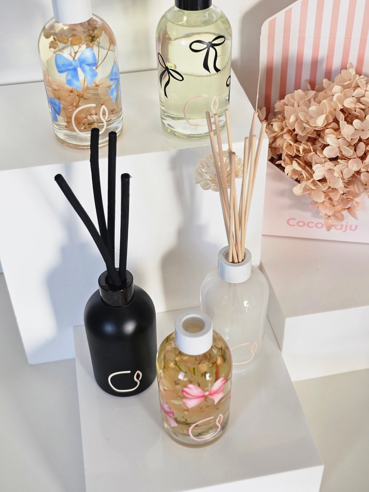 Reed Diffuser - Flowers & Bows